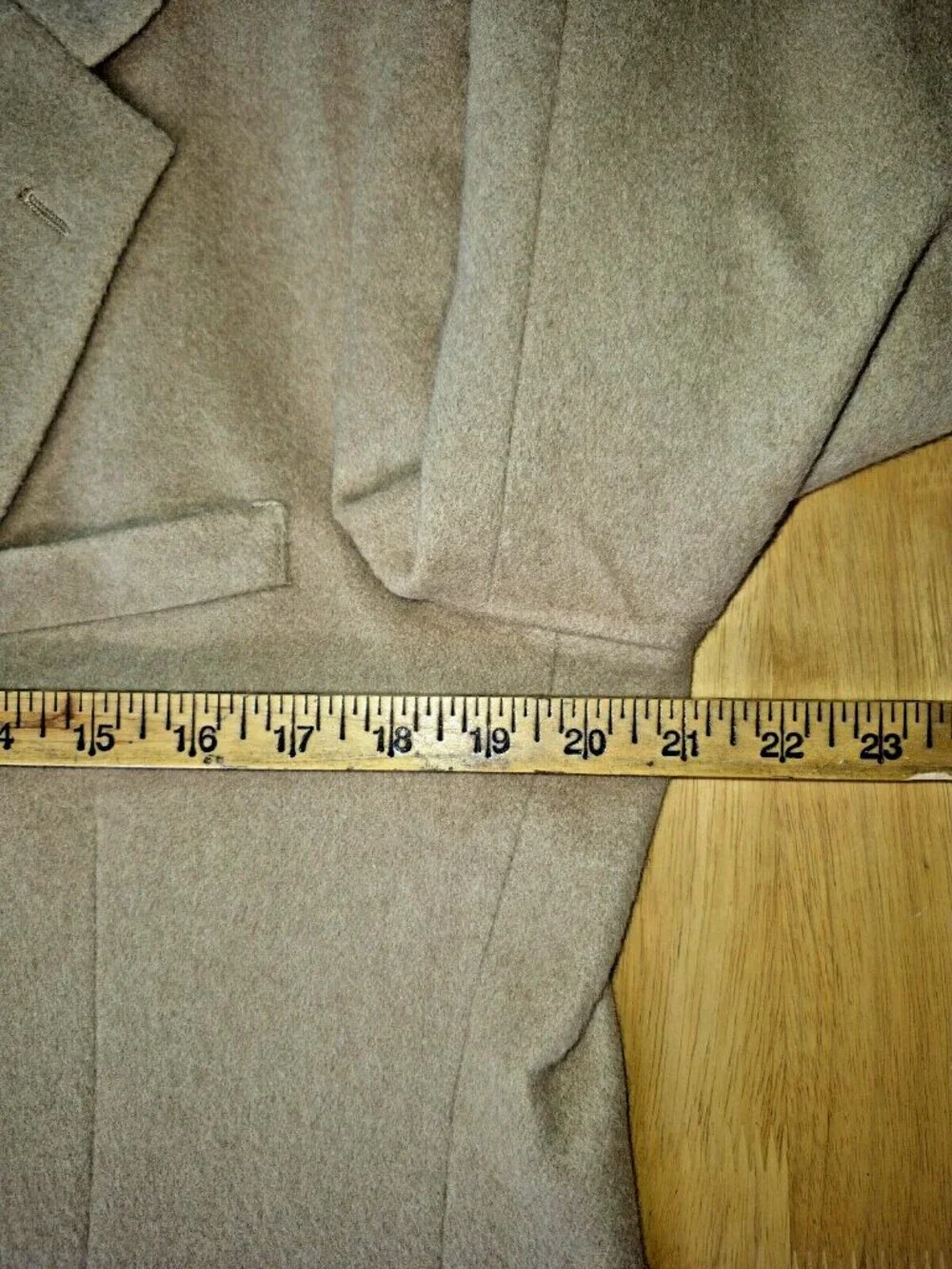 100% Camel Hair Sport Coat Blazer – Made in USA – Size 42 Don Douglass